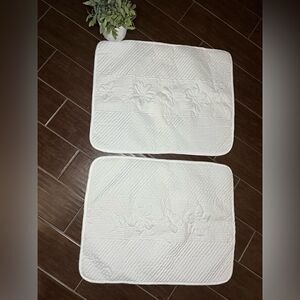 Nautica White floral quilted standard pillow shams